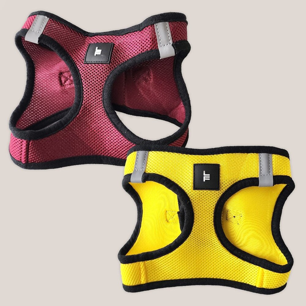 LONDON FOG Set of 2 Dog Harnesses Buckle Closure in Yellow and Burgundy - Large